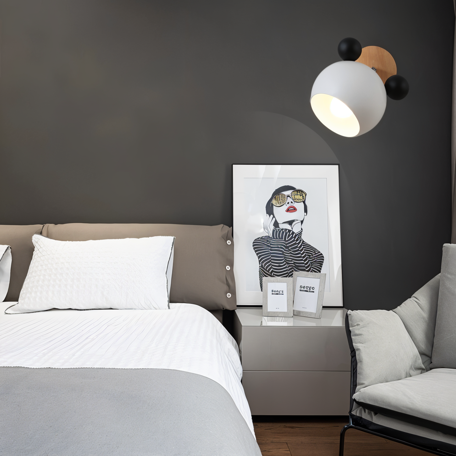 FlashMouse Wall Lamp | Playful Modern Design