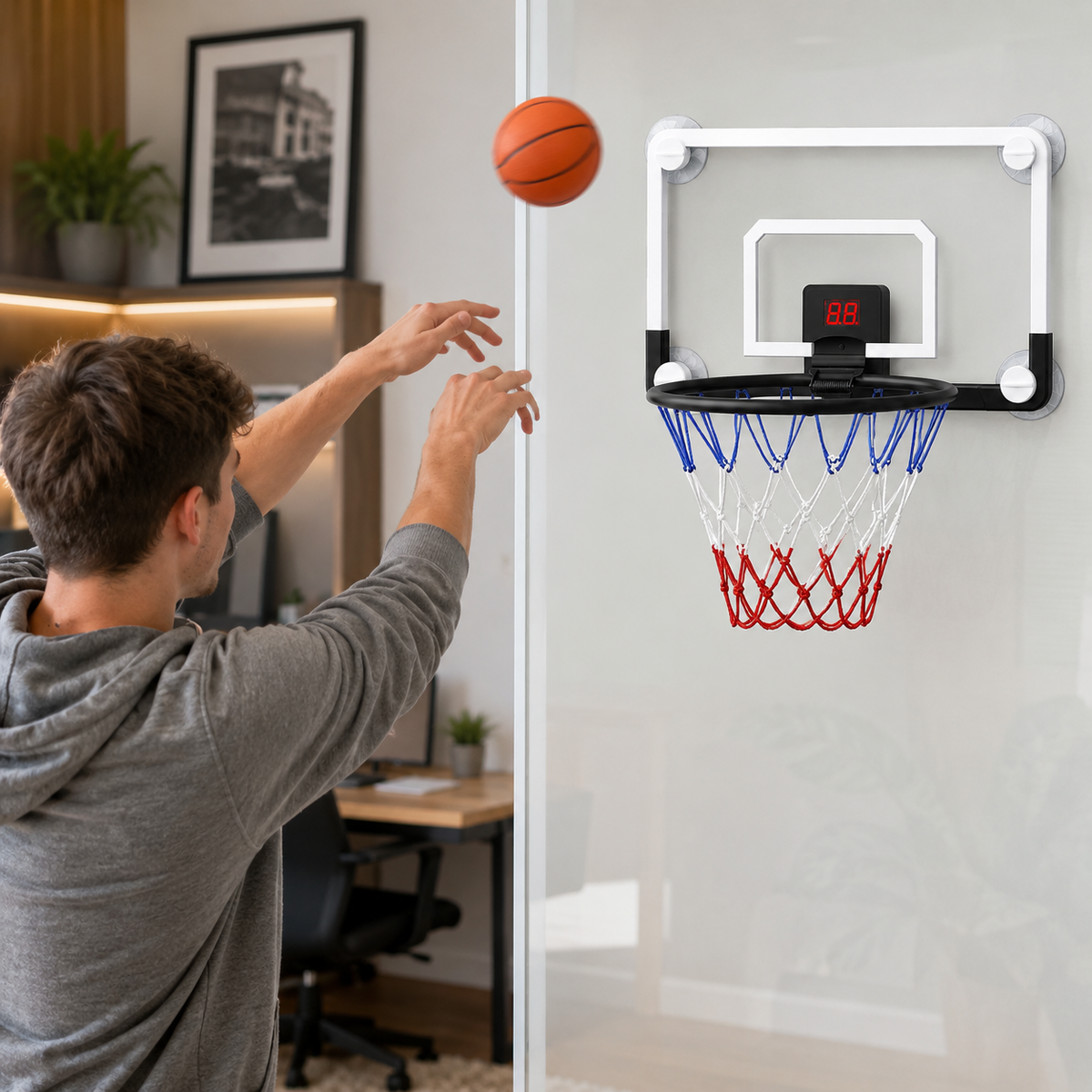 Beleuchteter Basketballkorb mit elektronischer Punkteanzeige für drinnen