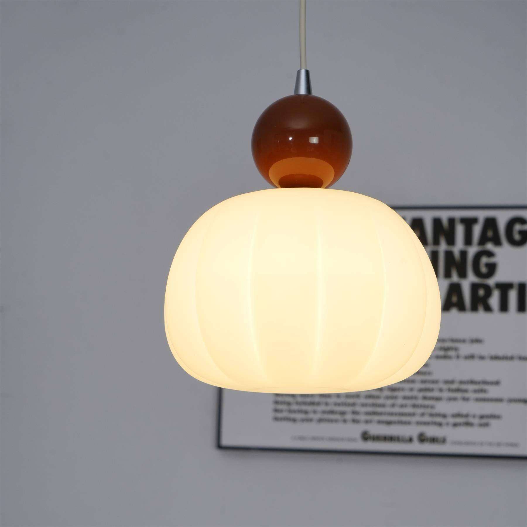 Yedra Pendant Lamp | Organic Round Acrylic Design