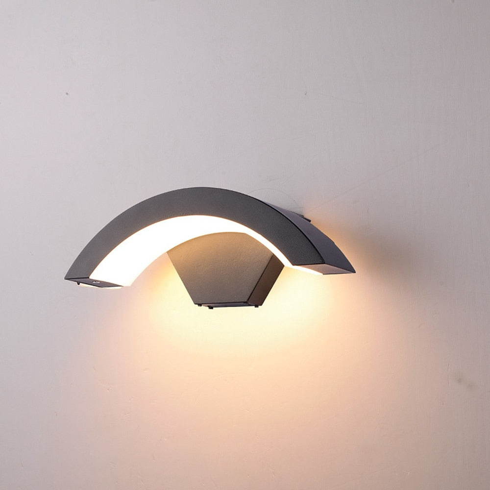 Modern Outdoor Wall Light | IP65 Waterproof LED Fixture