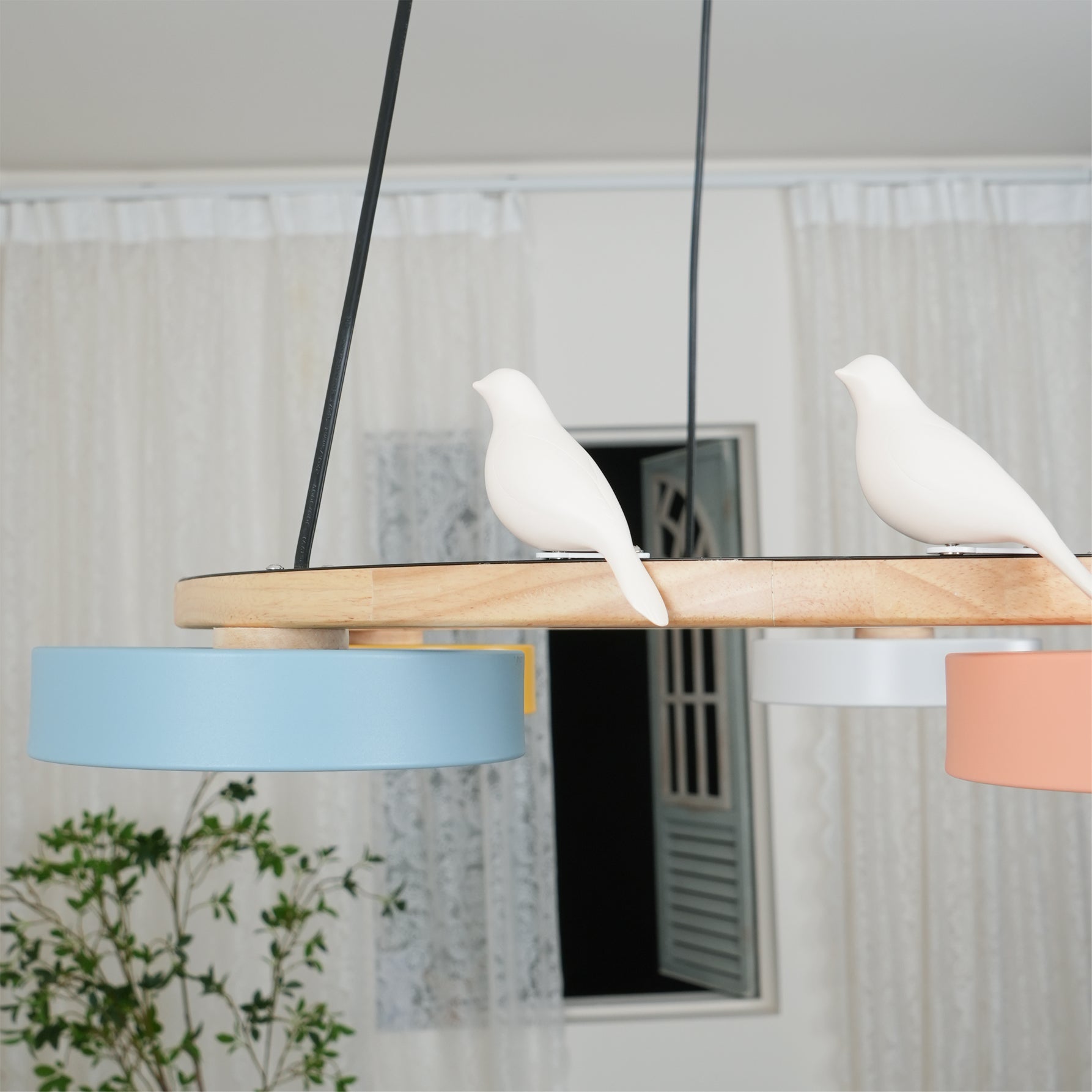 Sienna Bird Round Chandelier | Modern Nature-Inspired LED Ceiling Light