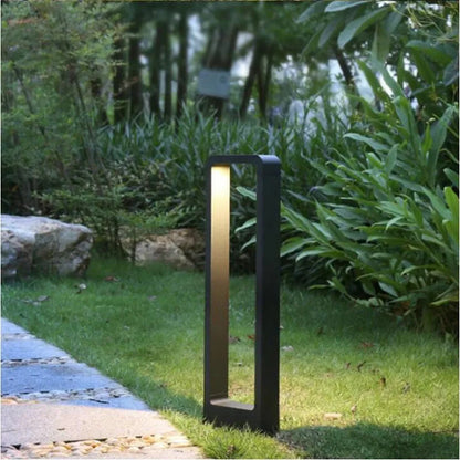 GardenGlow Udendørs Jordlampe | Lys din sti op med stil