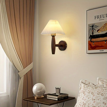 Applique da parete in legno nordico | Lampada da comodino retrò con paralume plissettato