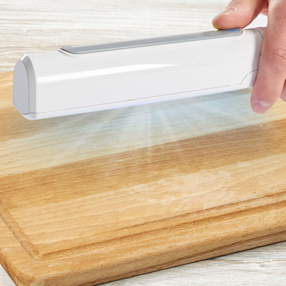 Travel UV Sanitizing Wand by Sharper Image - Image 15
