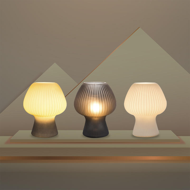 Lampă de Masă Vintage | Lampă Ciupercă din Sticlă Fălcată