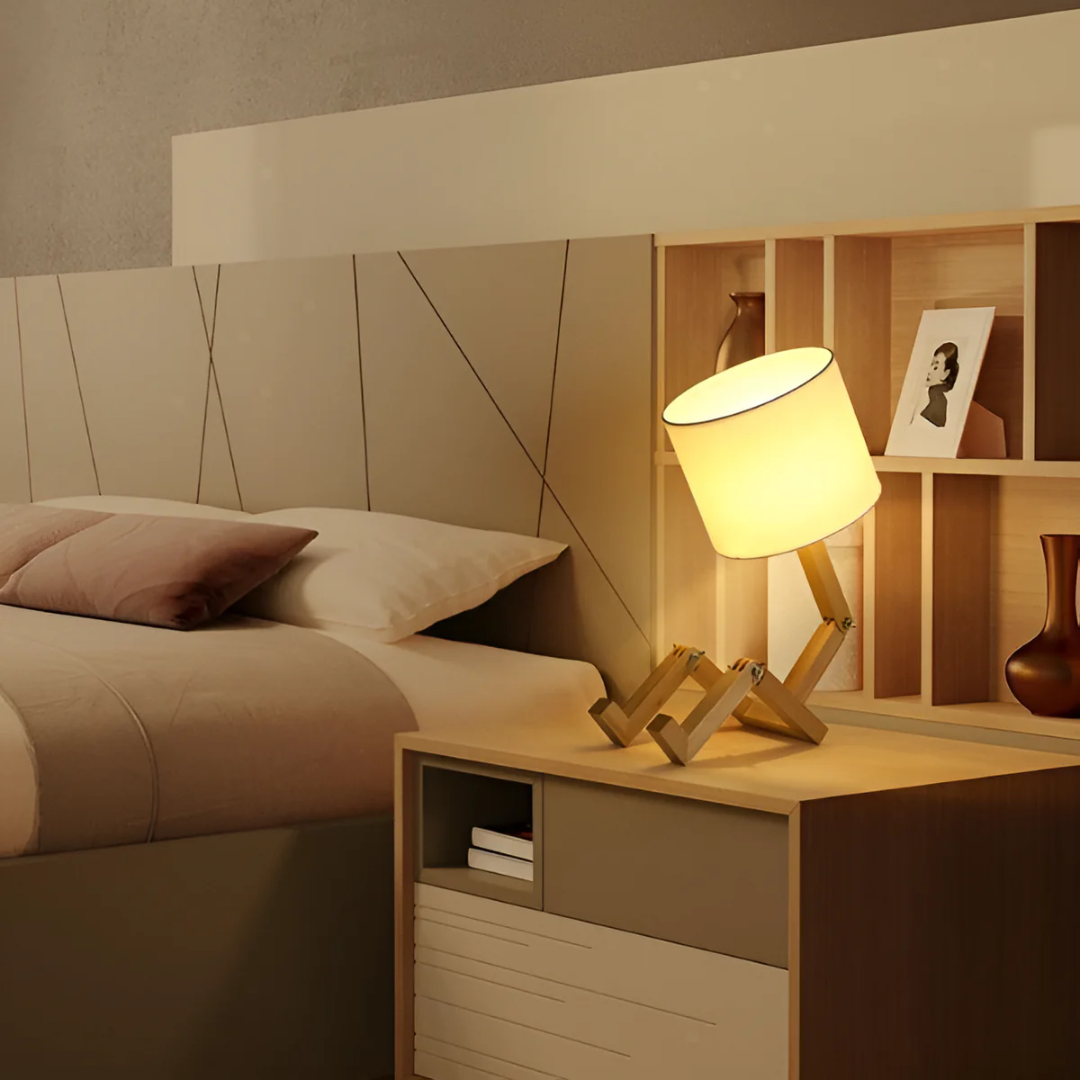 Candeeiro de Mesa Rilna | Luz de Design Flexível em Madeira
