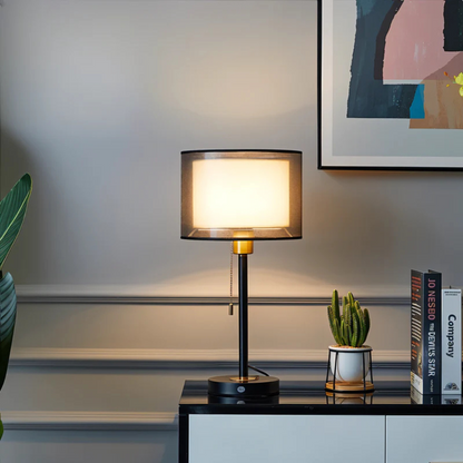 Lampada da tavolo Lumis con doppio paralume in tessuto | Design vintage moderno