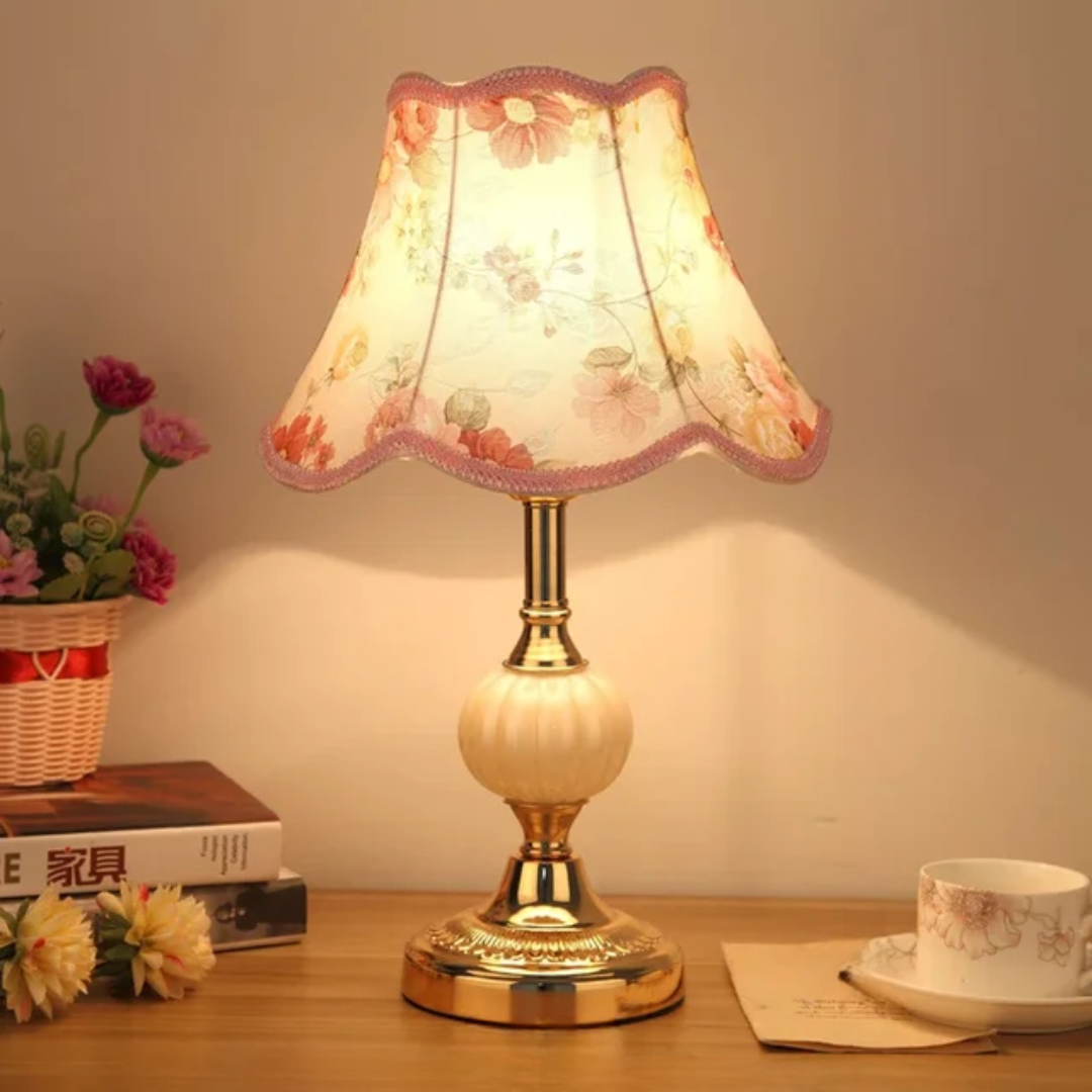 Quixy Vintage Scandinavian Table Lamp | Elegant Floral Design