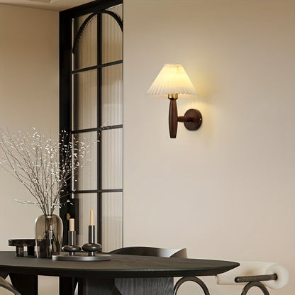 Applique da parete in legno nordico | Lampada da comodino retrò con paralume plissettato