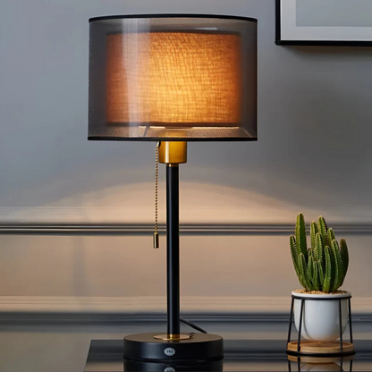 Lampada da tavolo Lumis con doppio paralume in tessuto | Design vintage moderno