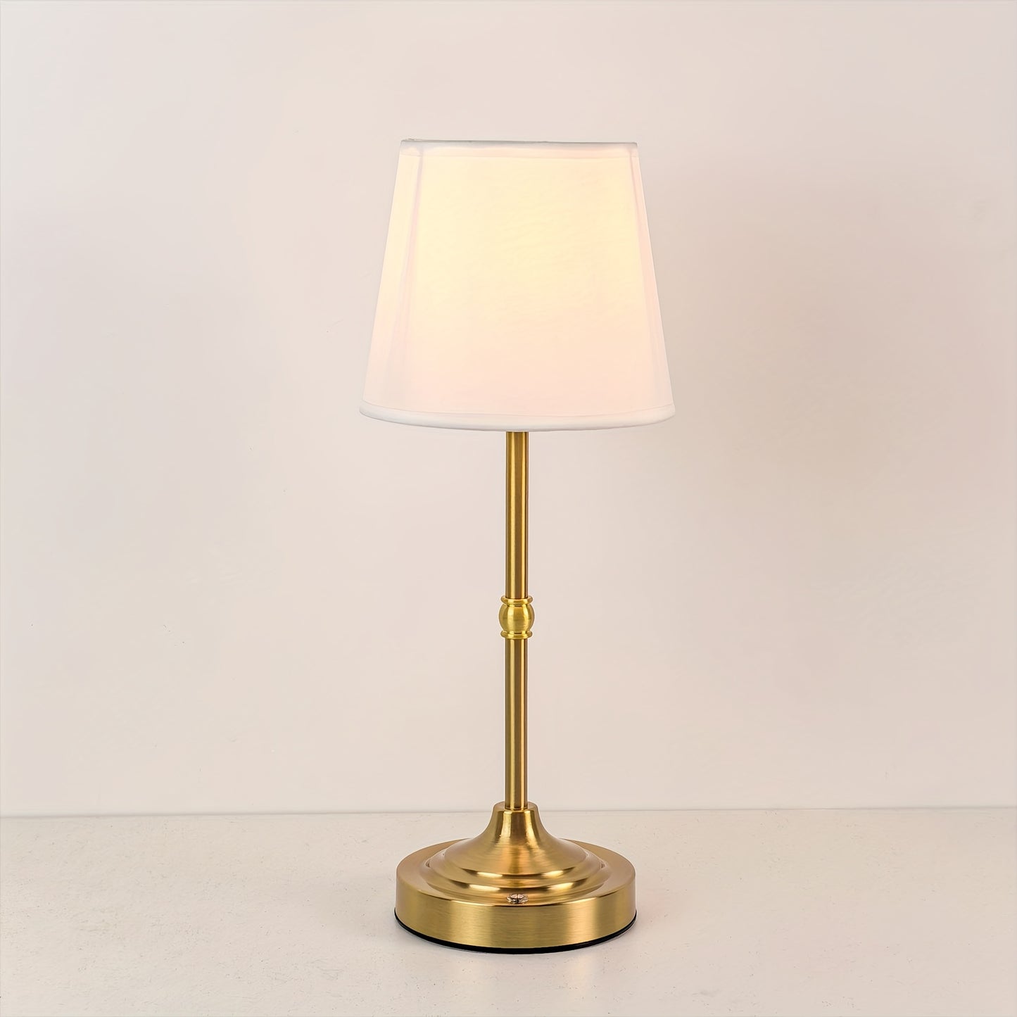 Lampă de masă fără fir cu intensitate reglabilă | Reîncărcabilă prin USB