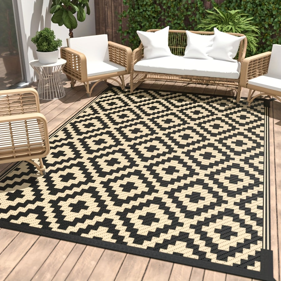 Reversible Outdoor Rug | Beige & Black Geometric Patio Mat
