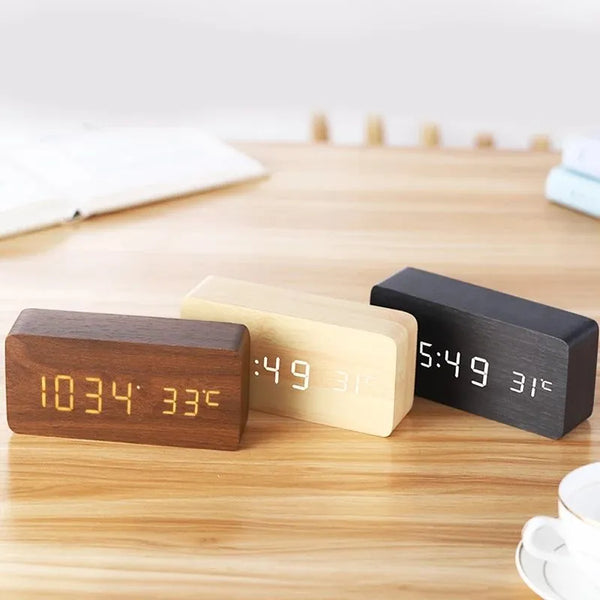 Digitaler LED-Holz-Wecker für den Schreibtisch