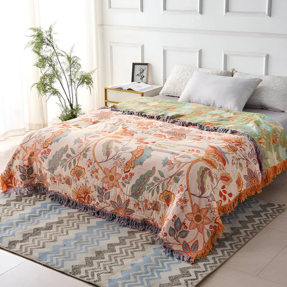 Plaid con motivo floreale bohemien e frange