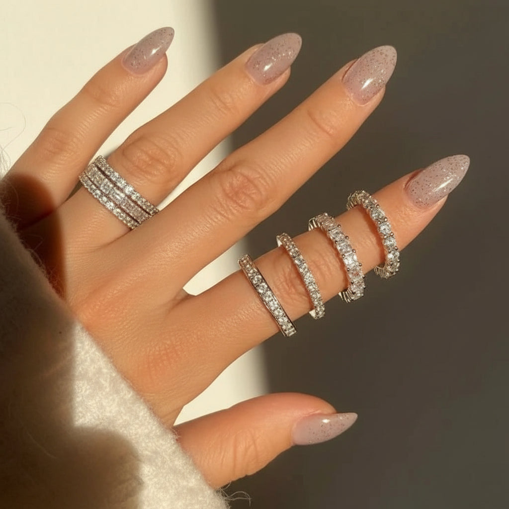 Anello d'argento fascia in argento perline montatura lucida uso quotidiano