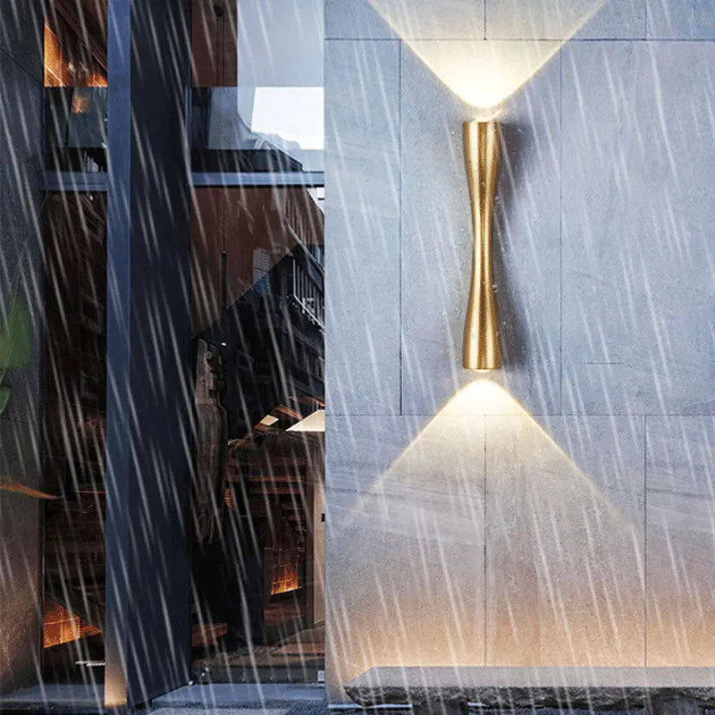 Candeeiro de Parede Moderno Dourado | Lâmpada Nórdica Impermeável de Luz Ascendente e Descendente