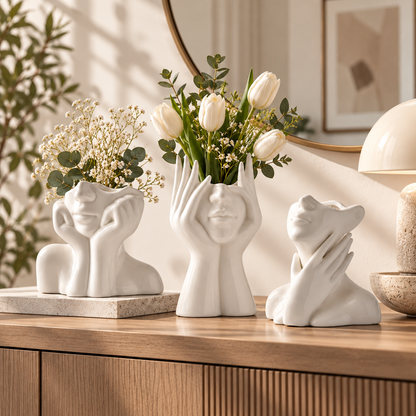 Vaso decorativo artigianale con volto unico, decorazione scolpita