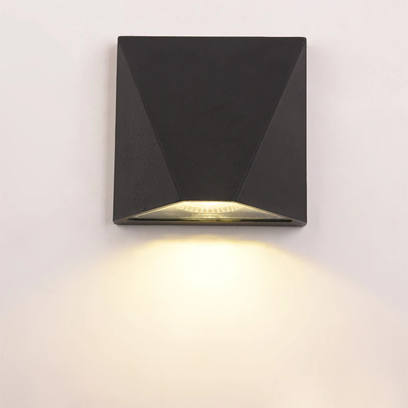Modern Black LED Wall Light | 5W Waterproof Aluminium Outdoor Lamp