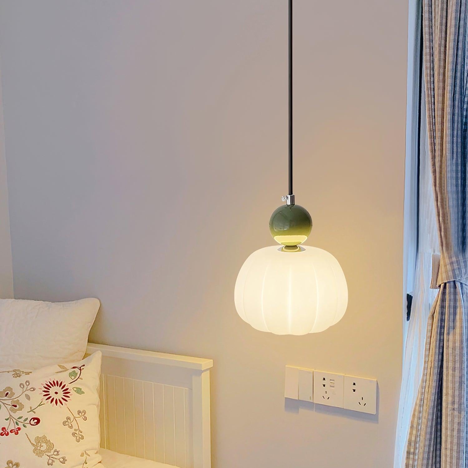 Yedra Pendant Lamp | Organic Round Acrylic Design