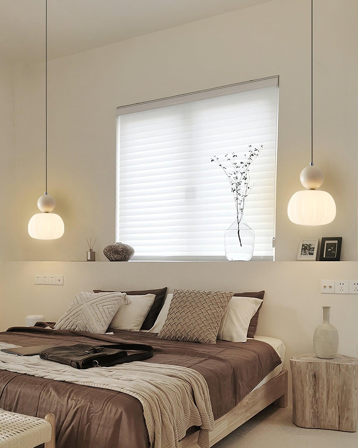 Yedra Pendelleuchte | Organisches rundes Acryl-Design