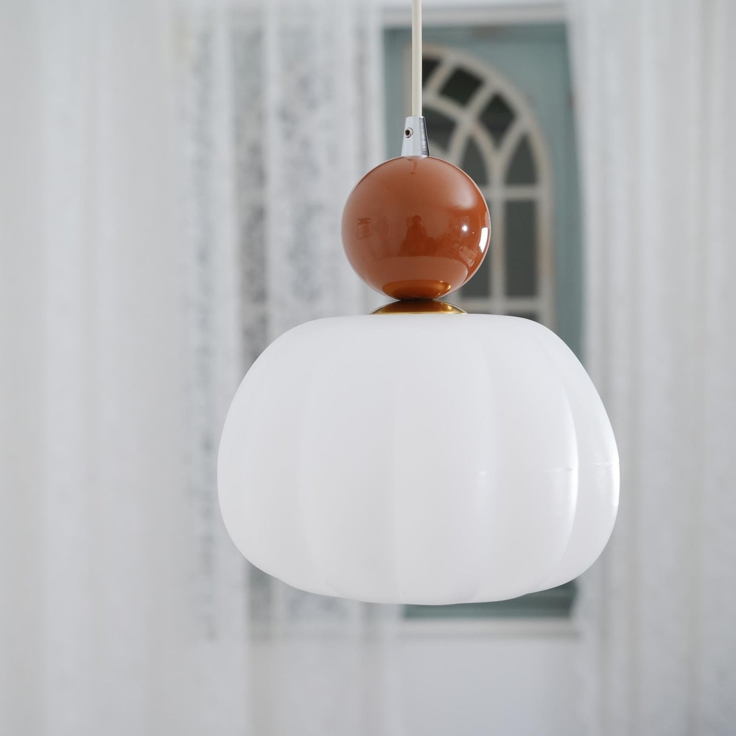 Yedra Pendelleuchte | Organisches rundes Acryl-Design