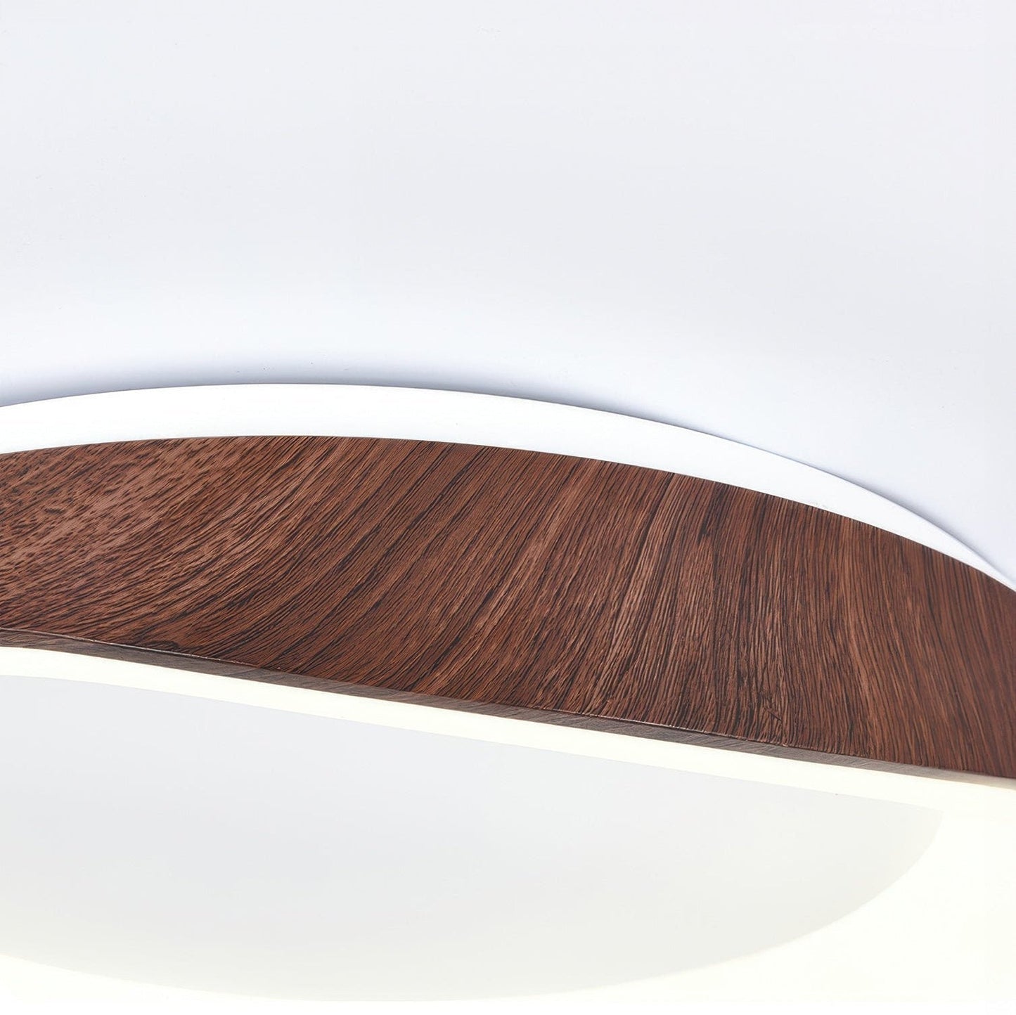 Nordisk kunstnerisk træstruktur loftslampe