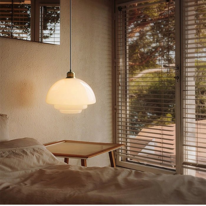 Hvid glaspendel | Moderne mid-century elegance