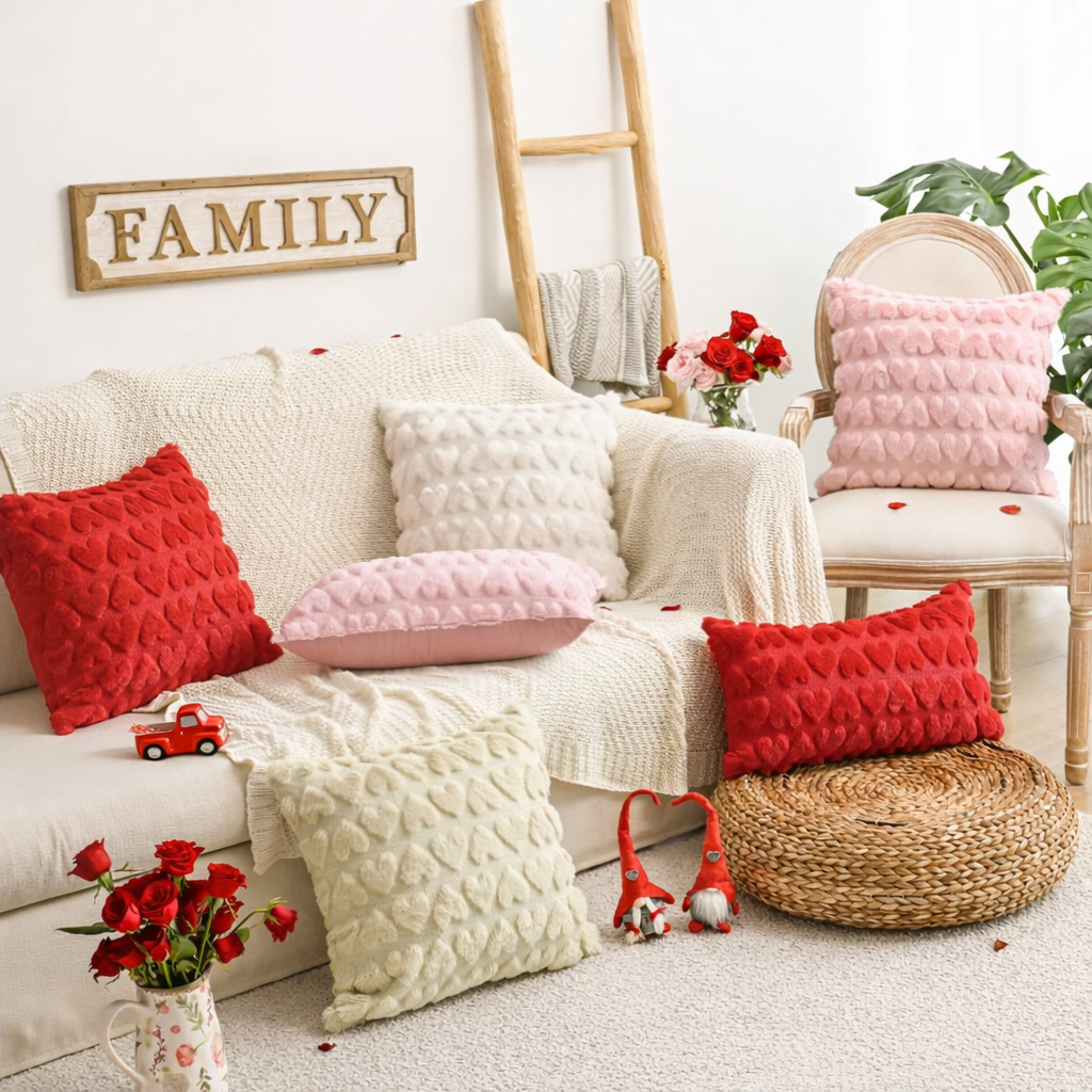 Pillow Covers Heart Pattern Pink Polyester Valentine Throw Covers