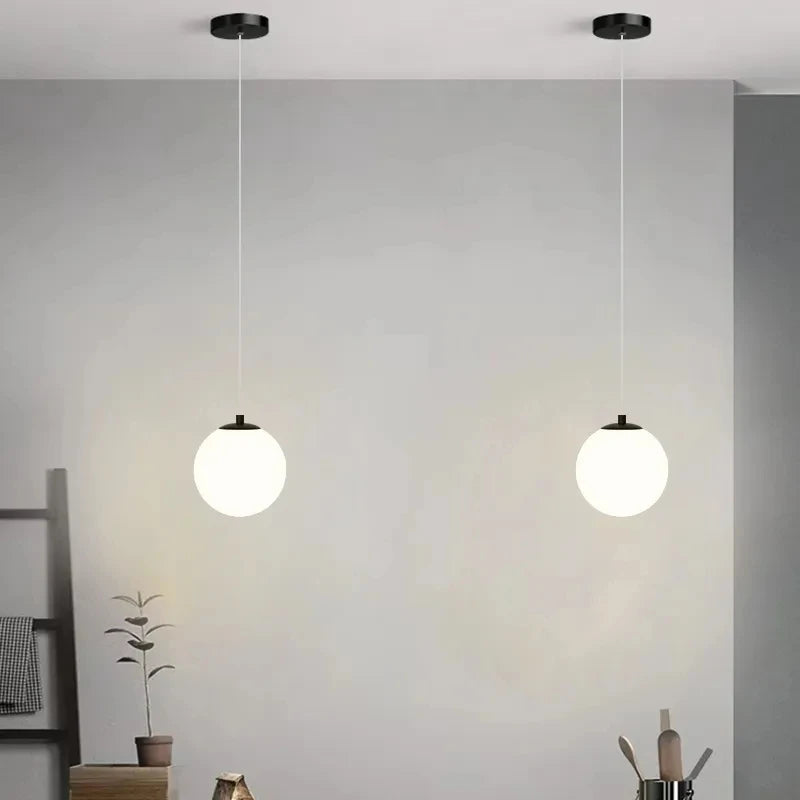 Luna Pendelleuchte | Nordisches modernes Glas-Kugel-Design