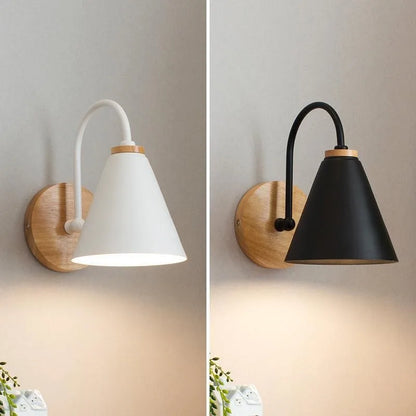 Nordic Beam | Skandinavische Wandlampe aus Holz und Eisen