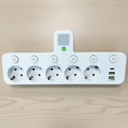 Strømfordeler med USB, vægstik og natlys, individuelle afbrydere