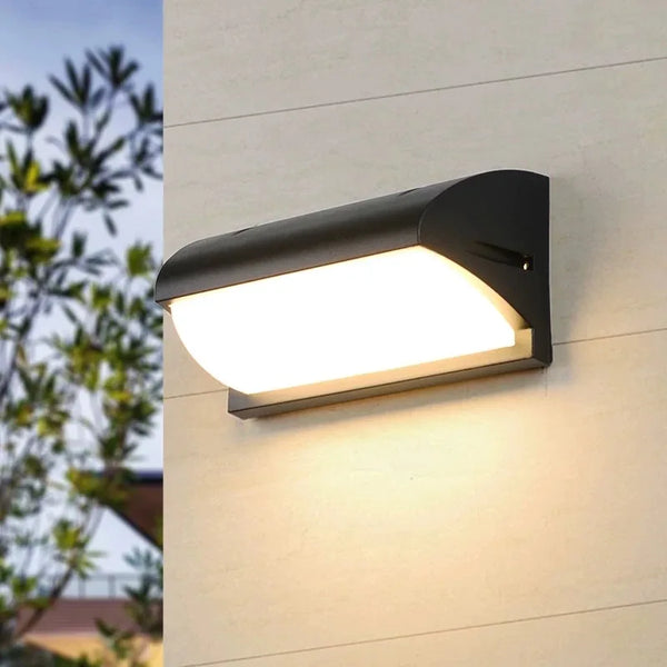 מנורת קיר עם חיישן תנועה LED | מנורת גן חיצונית עמידה למים