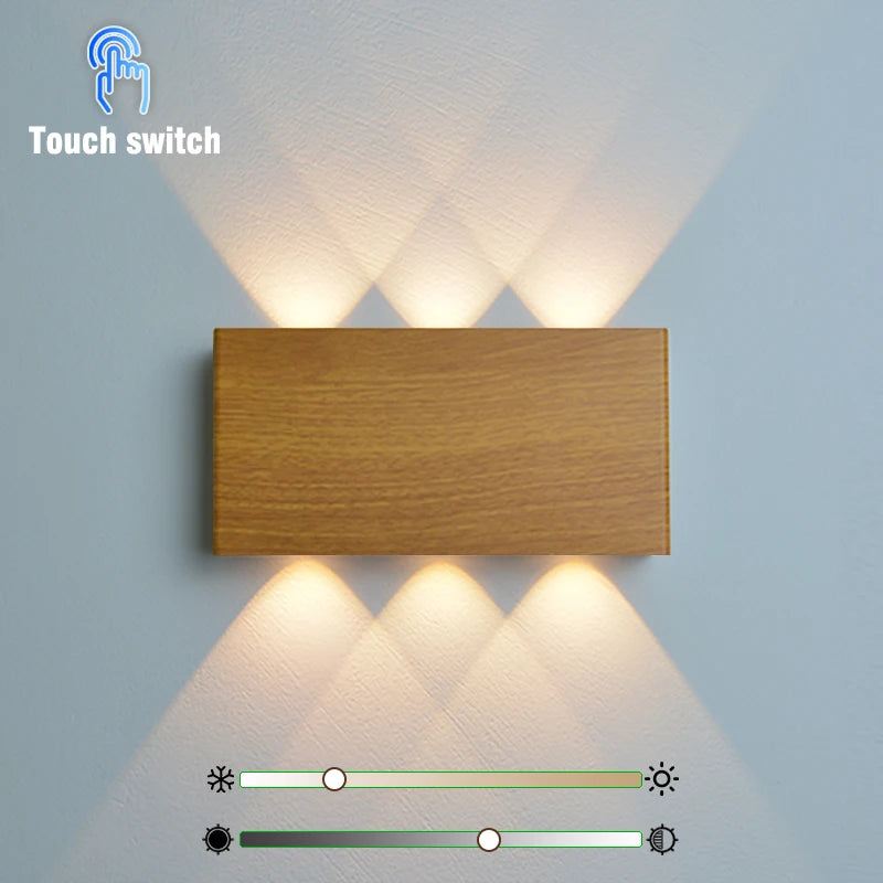 LumiBlock Genopladelig Væglampe | Minimalistisk Træstrukturdesign