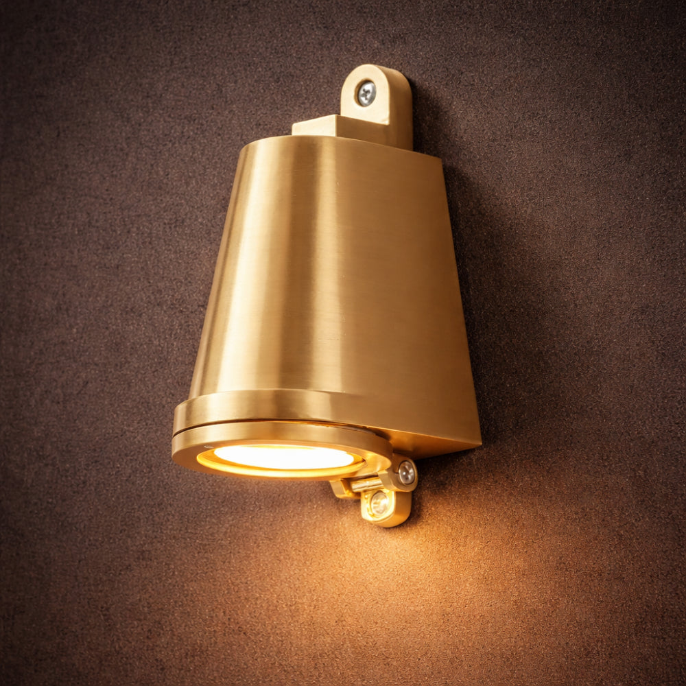 Luz de Parede Exterior Moderna em Metal Lâmpada de Parede Exterior Iluminação Quente