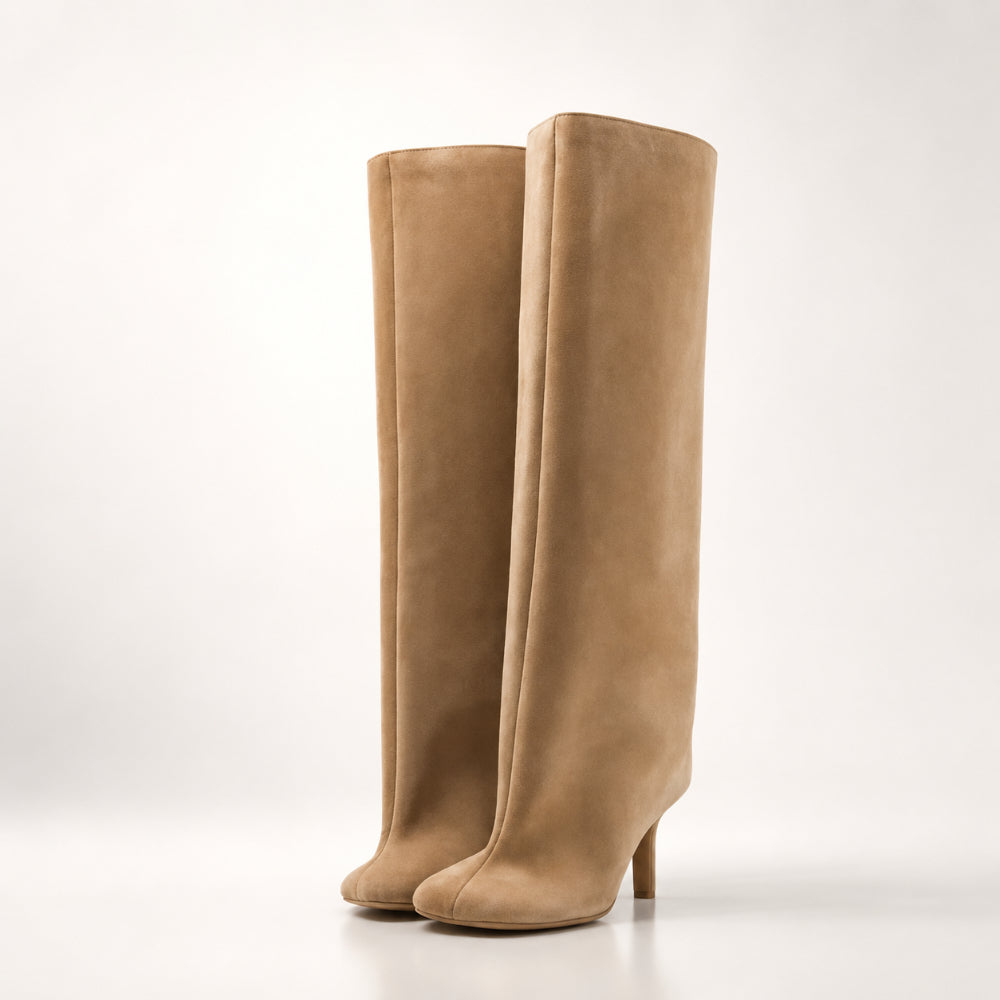 Stivali da donna al ginocchio in camoscio con punta a punta, modello slip-on alla moda