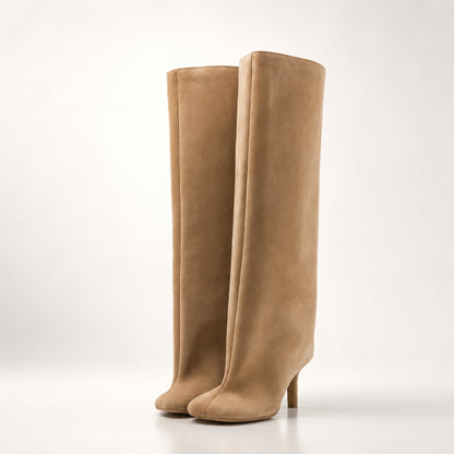 Stivali da donna al ginocchio in camoscio con punta a punta, modello slip-on alla moda