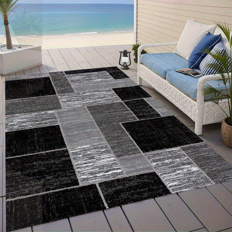 Coastal Grid Outdoor Rug | Modern Black & Grey Patio Mat