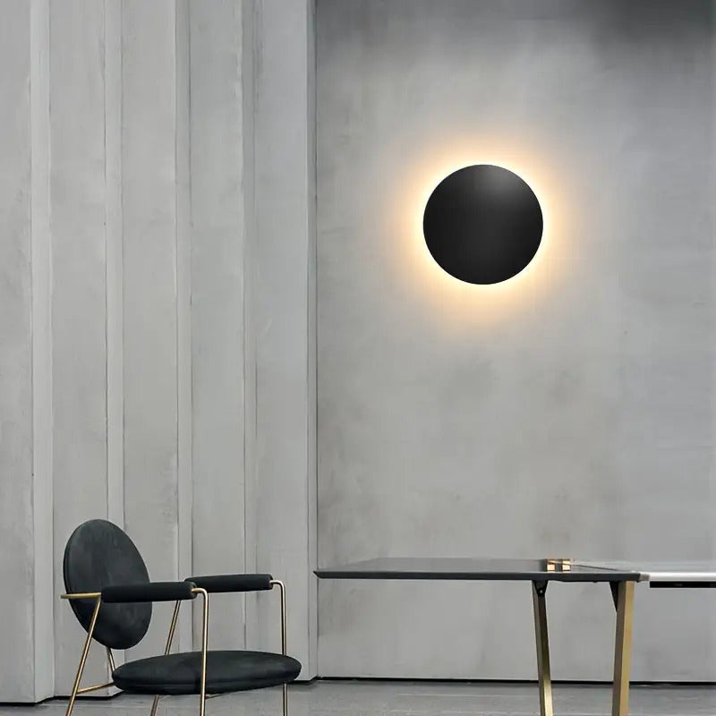 Minimalist Round LED Wall Light | Modern Nordic Design