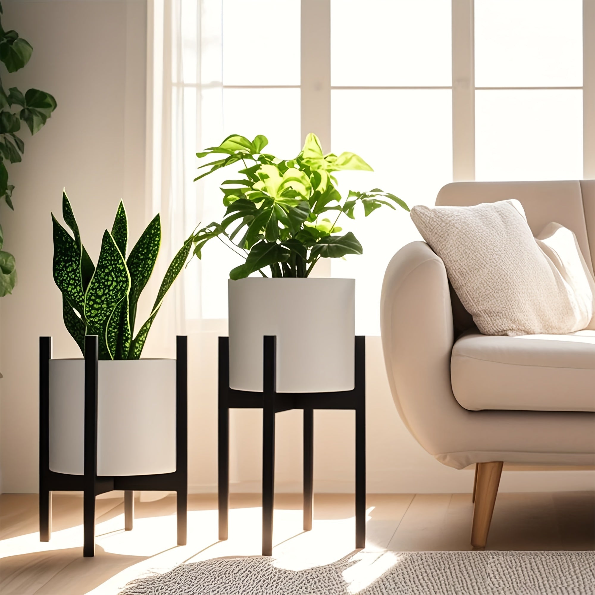 Adjustable Metal Plant Stand | Modern Indoor & Outdoor Flower Pot Holder
