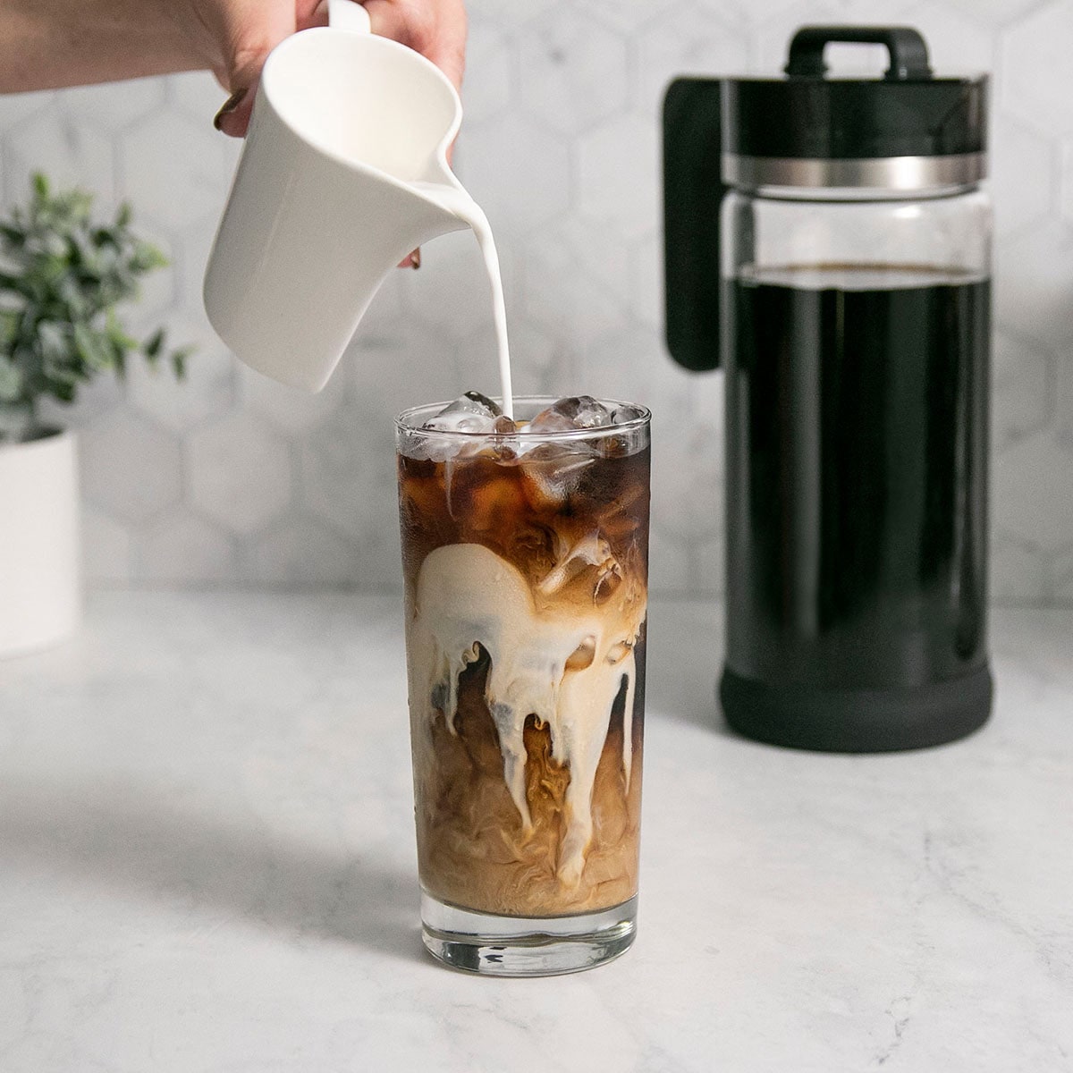 Cold Brew Coffee Maker Iced Glass Pitcher Filter - Image 7