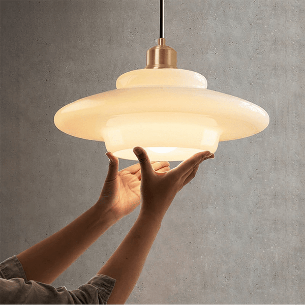 Lampada a sospensione in vetro bianco | Eleganza moderna metà secolo