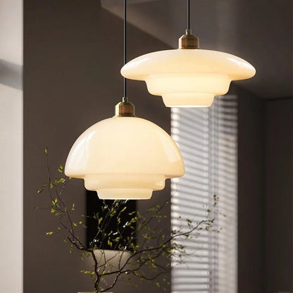 Hvid glaspendel | Moderne mid-century elegance
