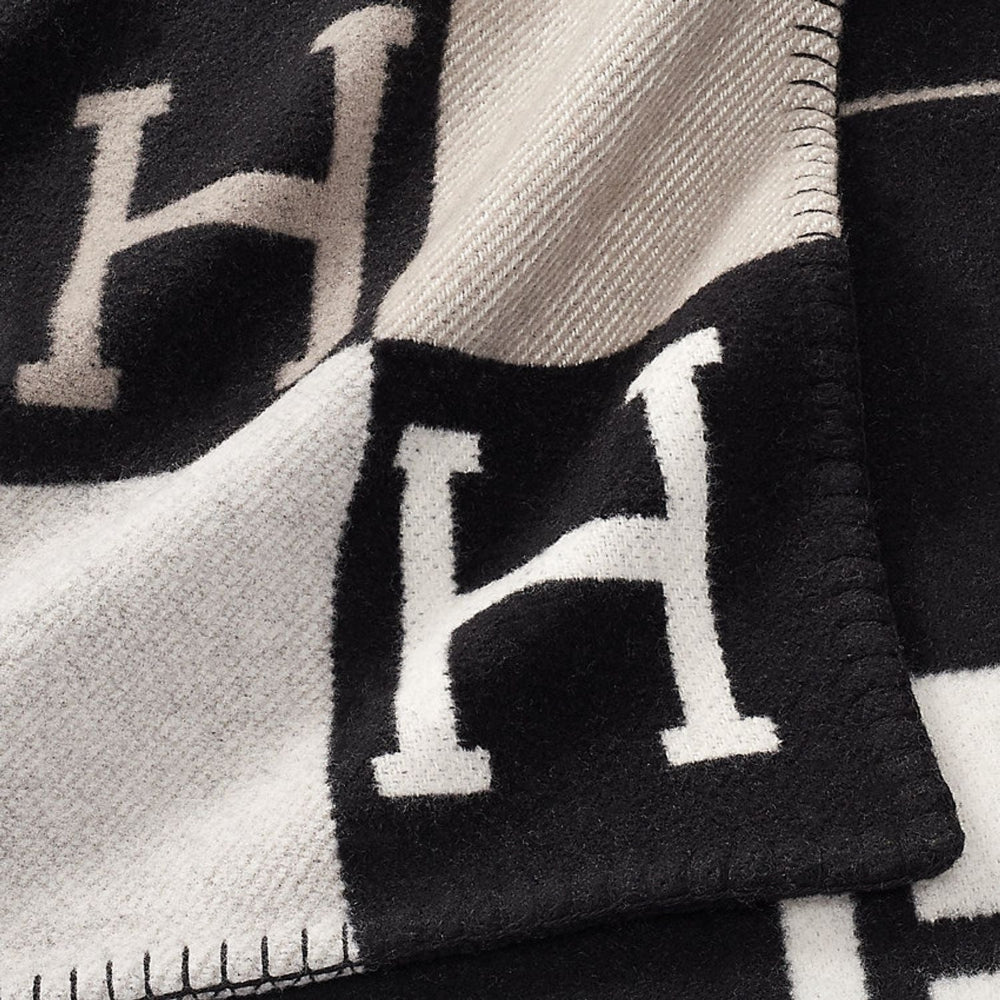 Luxury Blanket Soft Throw Cashmere Plush Oversized - Image 11