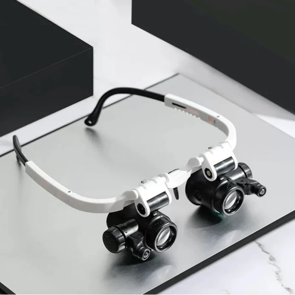 Magnifying Glasses Light LED Adjustable Lens Design - Image 1