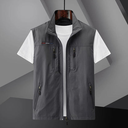 Men's Travel Vest Water-Resistant | Outdoor Activities - Image 3