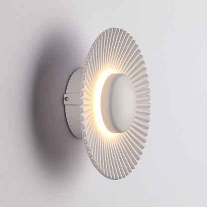 Hasna SunRay Wall Lamp | Modern Metallic Sun Design